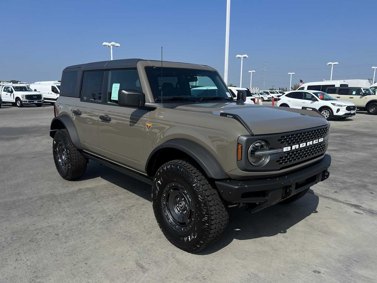 2025 Ford Bronco Badlands