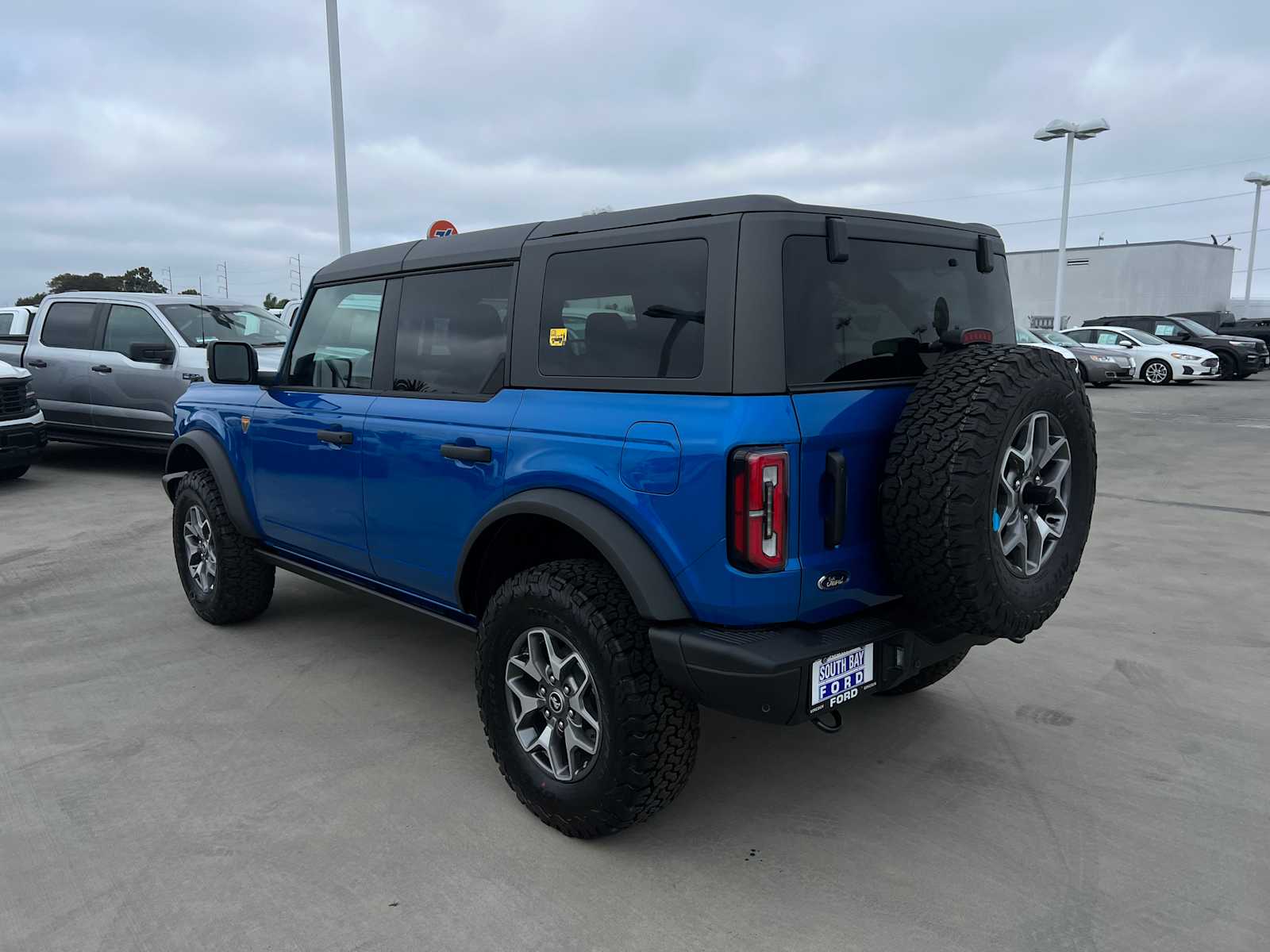 2025 Ford Bronco Badlands photo 18