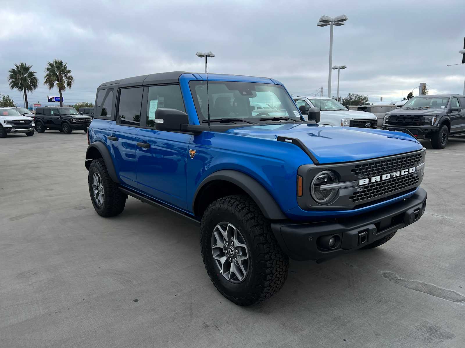 2025 Ford Bronco Badlands photo 33