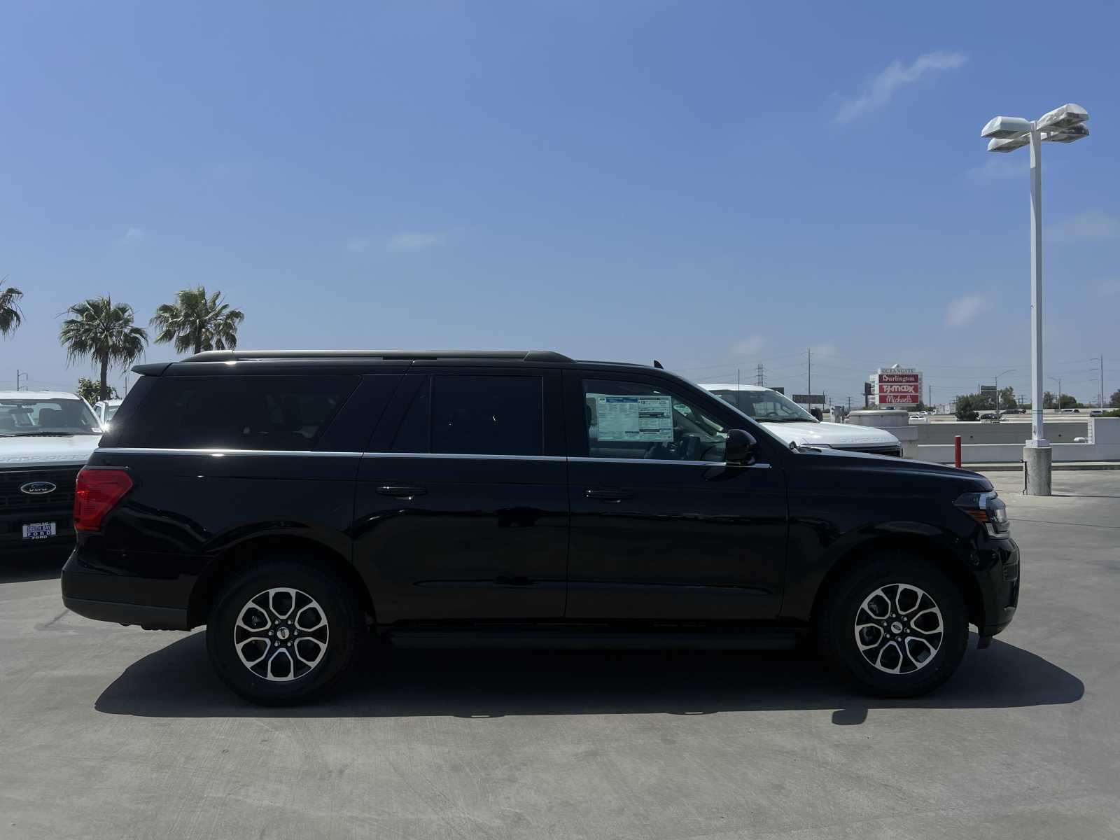 2024 Ford Expedition Max XLT