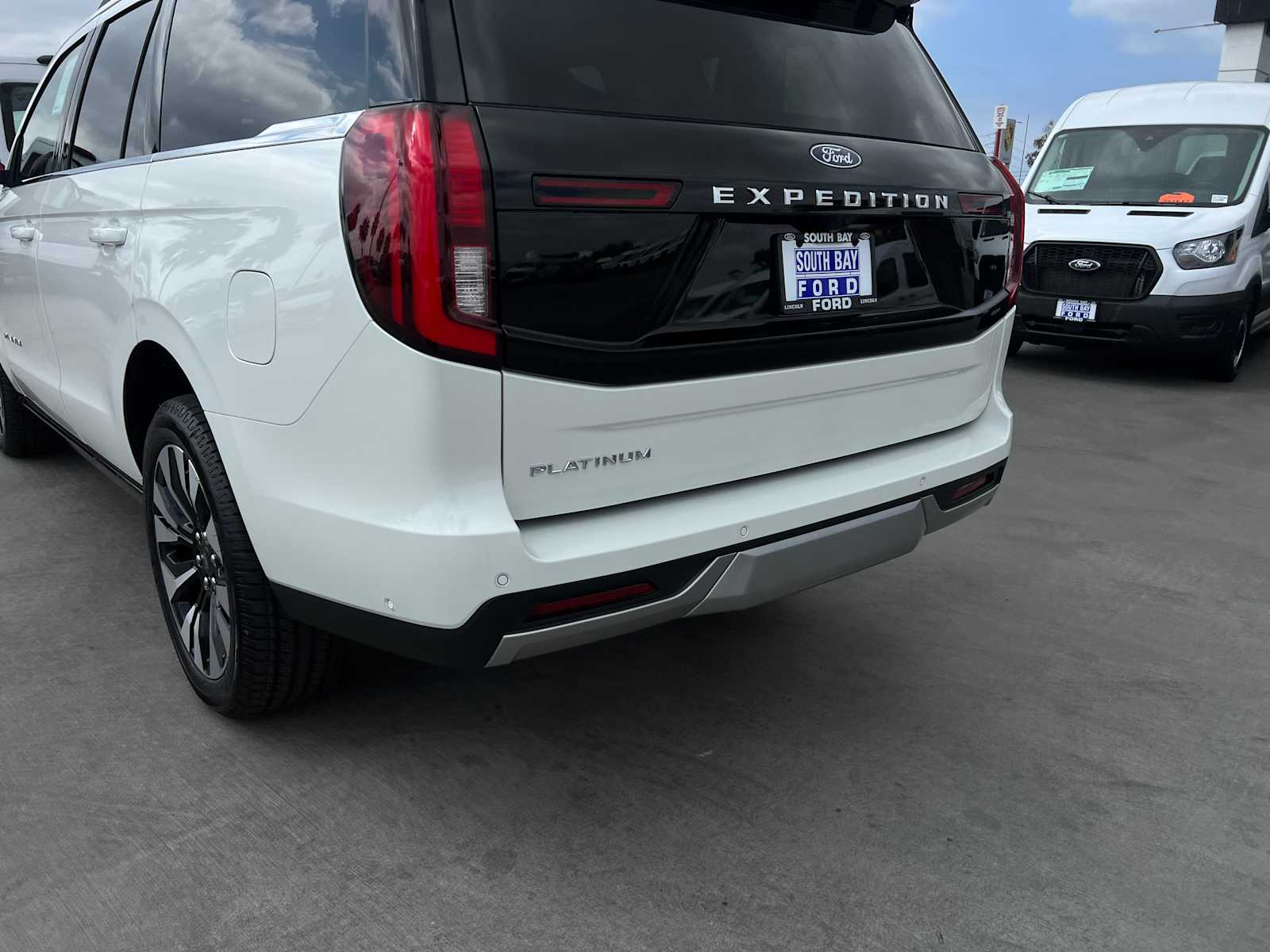 2025 Ford Expedition Platinum