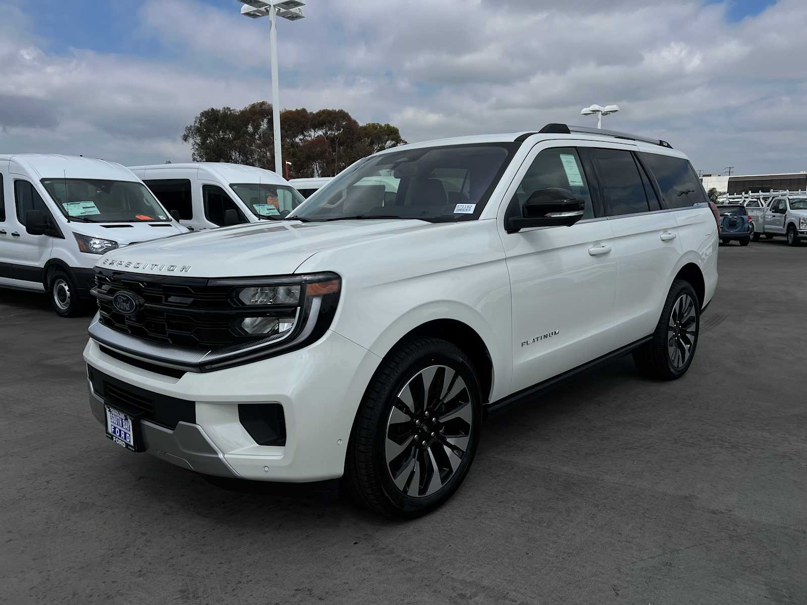 2025 Ford Expedition Platinum