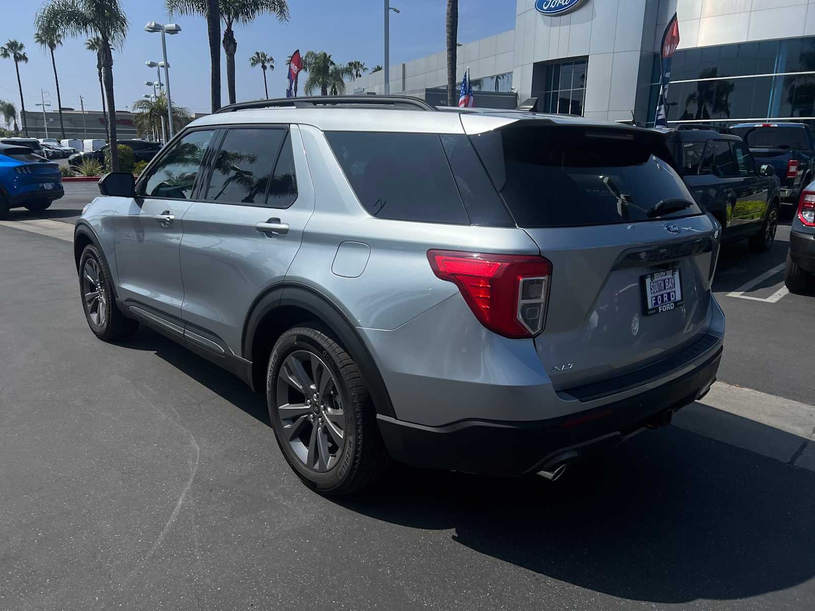2024 Ford Explorer XLT