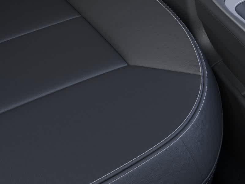 undefined 2023 Ford Explorer XLT