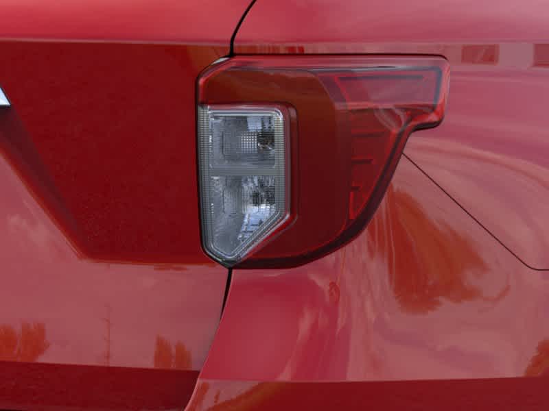 undefined 2023 Ford Explorer XLT