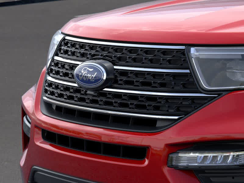 undefined 2023 Ford Explorer XLT