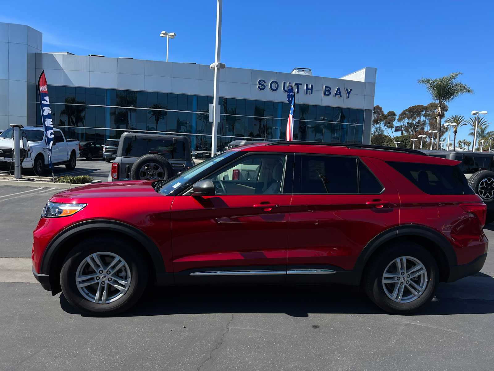 2024 Ford Explorer XLT