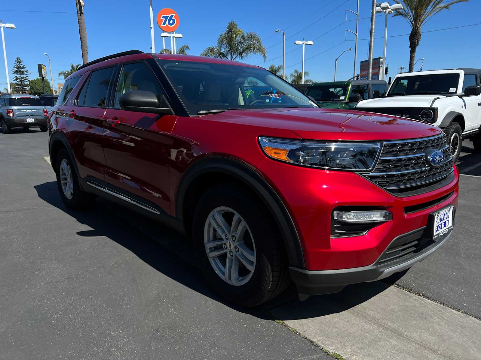 2024 Ford Explorer XLT