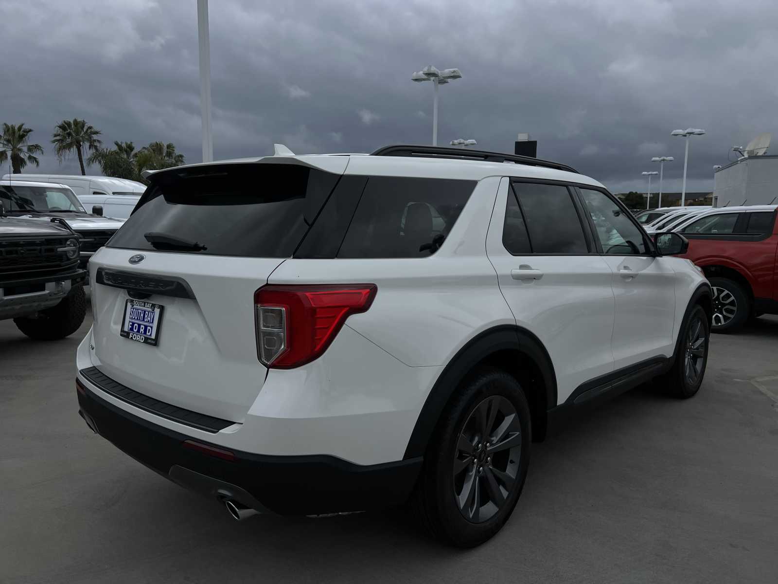 2024 Ford Explorer XLT