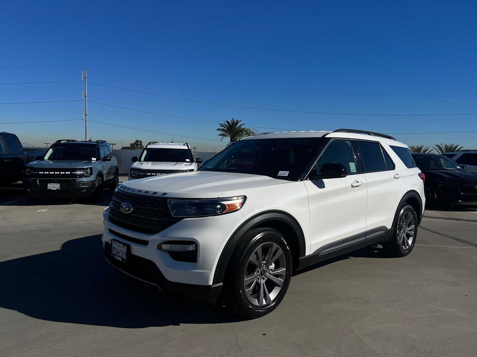 2022 Ford Explorer XLT's photo