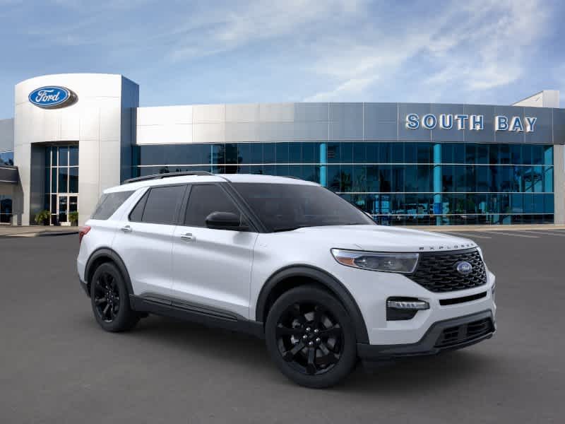 2024 Ford Explorer ST-Line