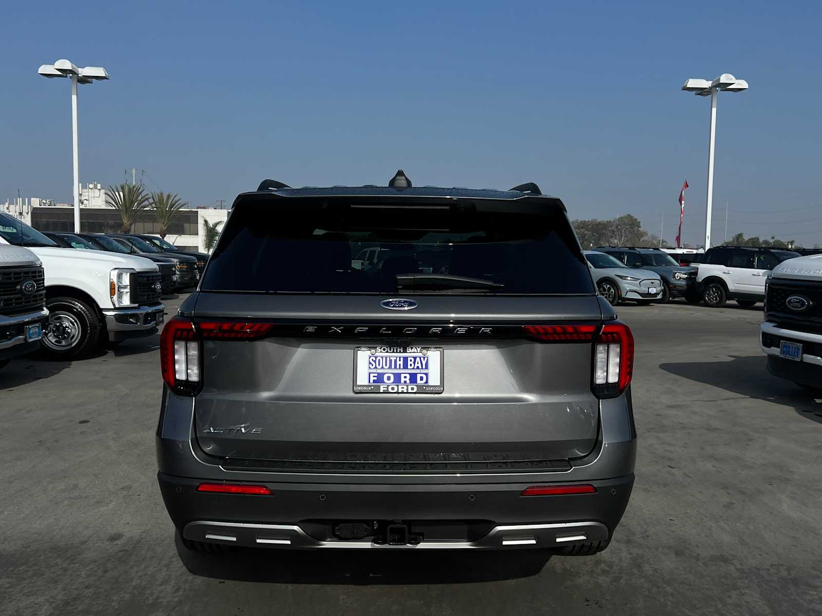 2025 Ford Explorer Active
