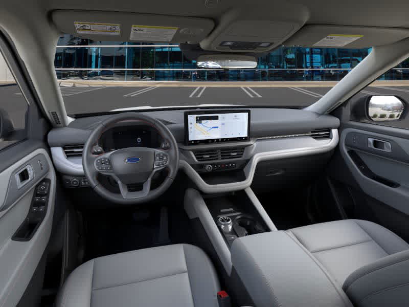 2025 Ford Explorer photo 8