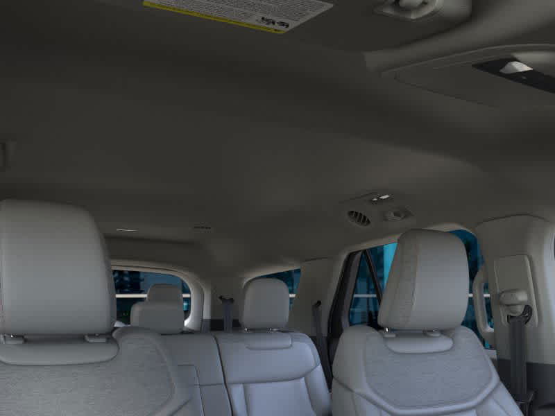 2025 Ford Explorer photo 19