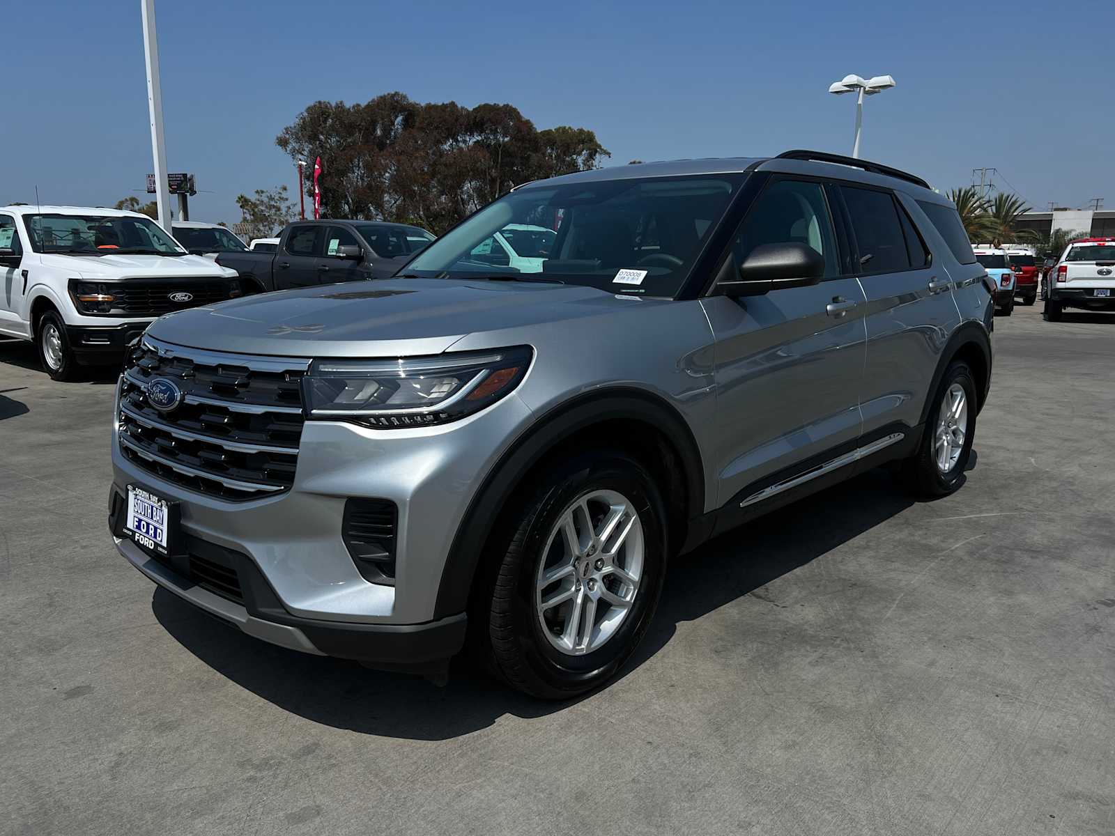 2025 Ford Explorer Active