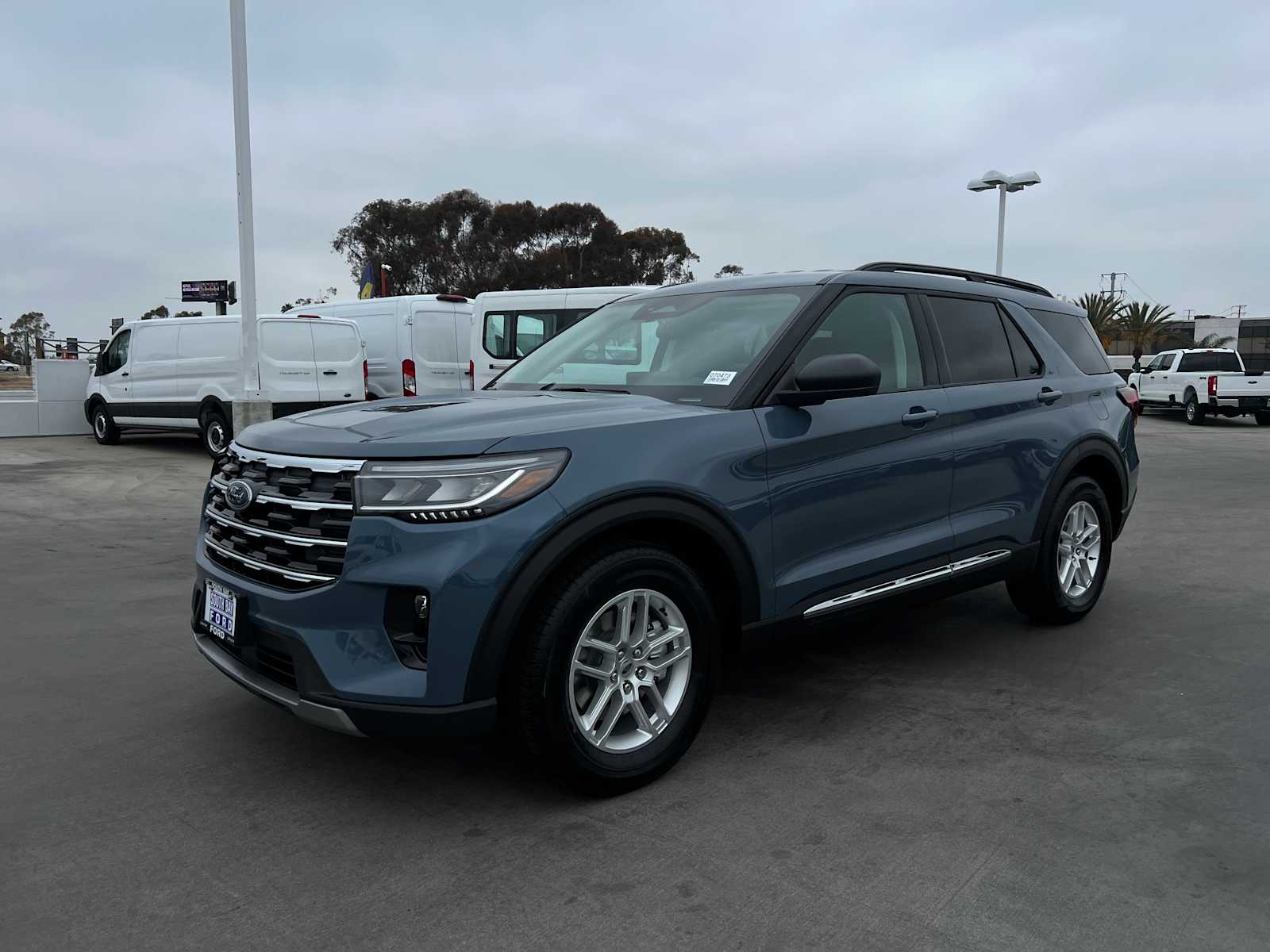 2025 Ford Explorer Active