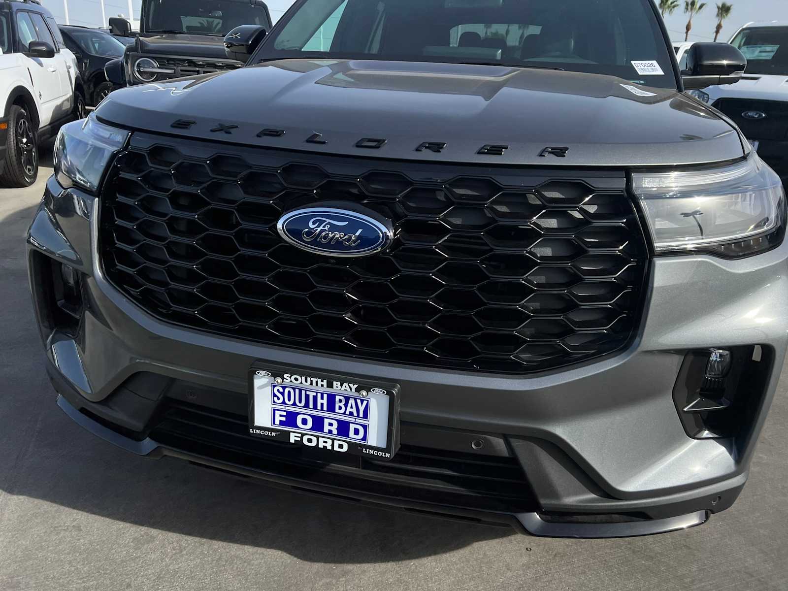 2025 Ford Explorer ST-Line