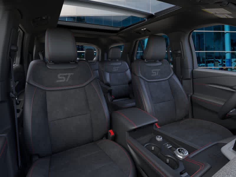2025 Ford Explorer ST photo 7