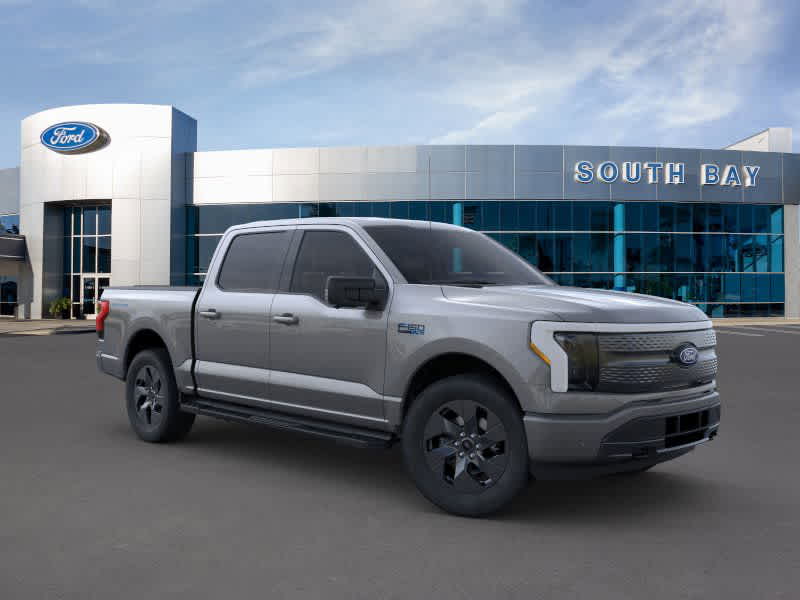 2024 Ford F-150 Lightning Flash 4WD SuperCrew 5.5 Box