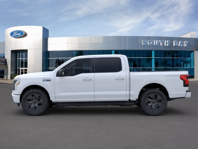 2024 Ford F-150 Lightning Flash 4WD SuperCrew 5.5 Box