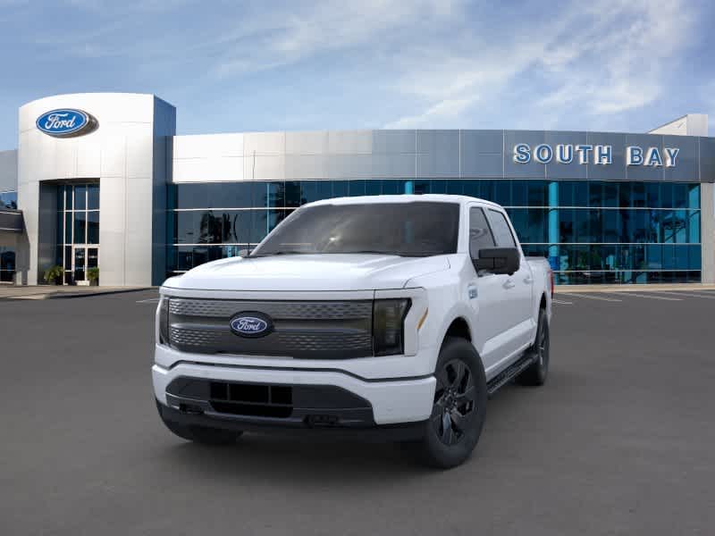 2024 Ford F-150 Lightning Flash 4WD SuperCrew 5.5 Box