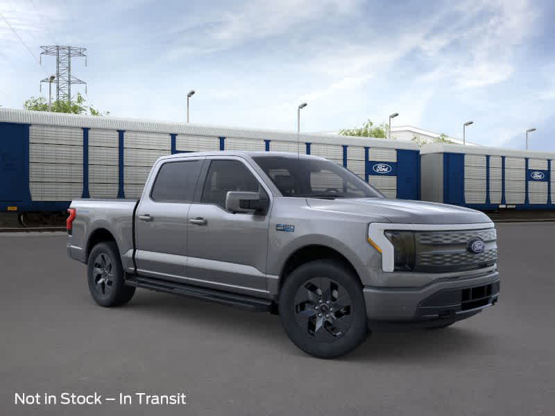 2025 Ford F-150 Lightning LARIAT