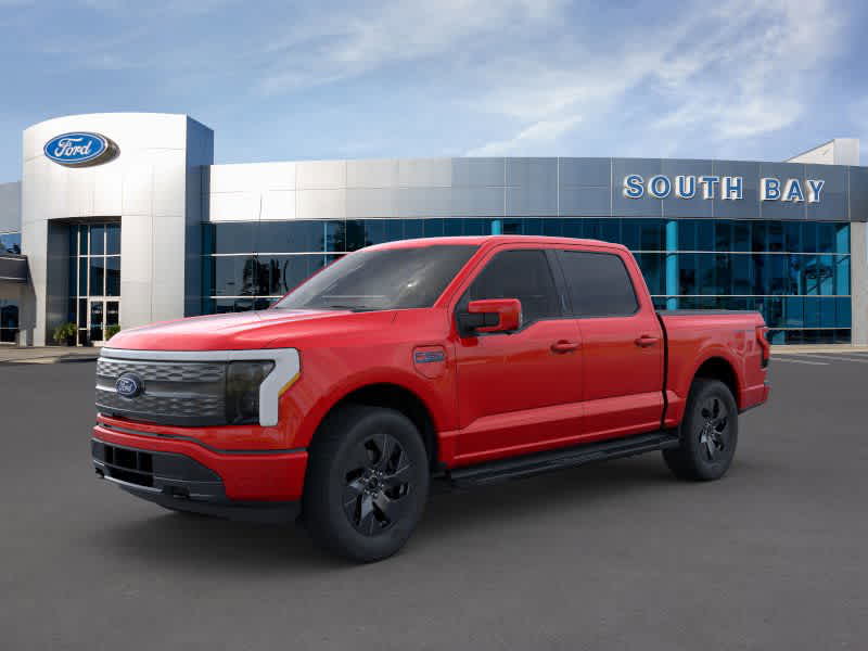 2024 Ford F-150 Lightning LARIAT 4WD SuperCrew 5.5 Box