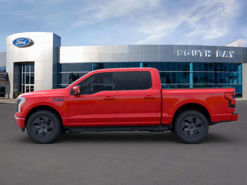 2024 Ford F-150 Lightning LARIAT 4WD SuperCrew 5.5 Box