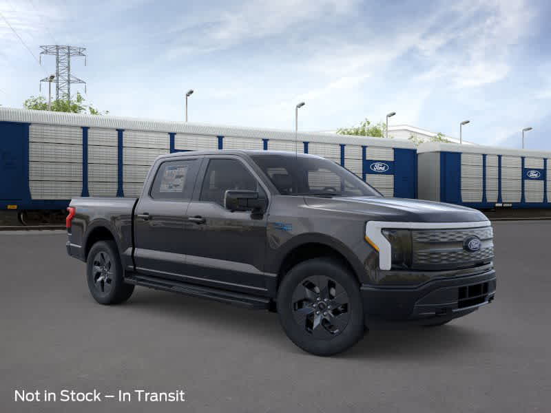 2025 Ford F-150 Lightning LARIAT