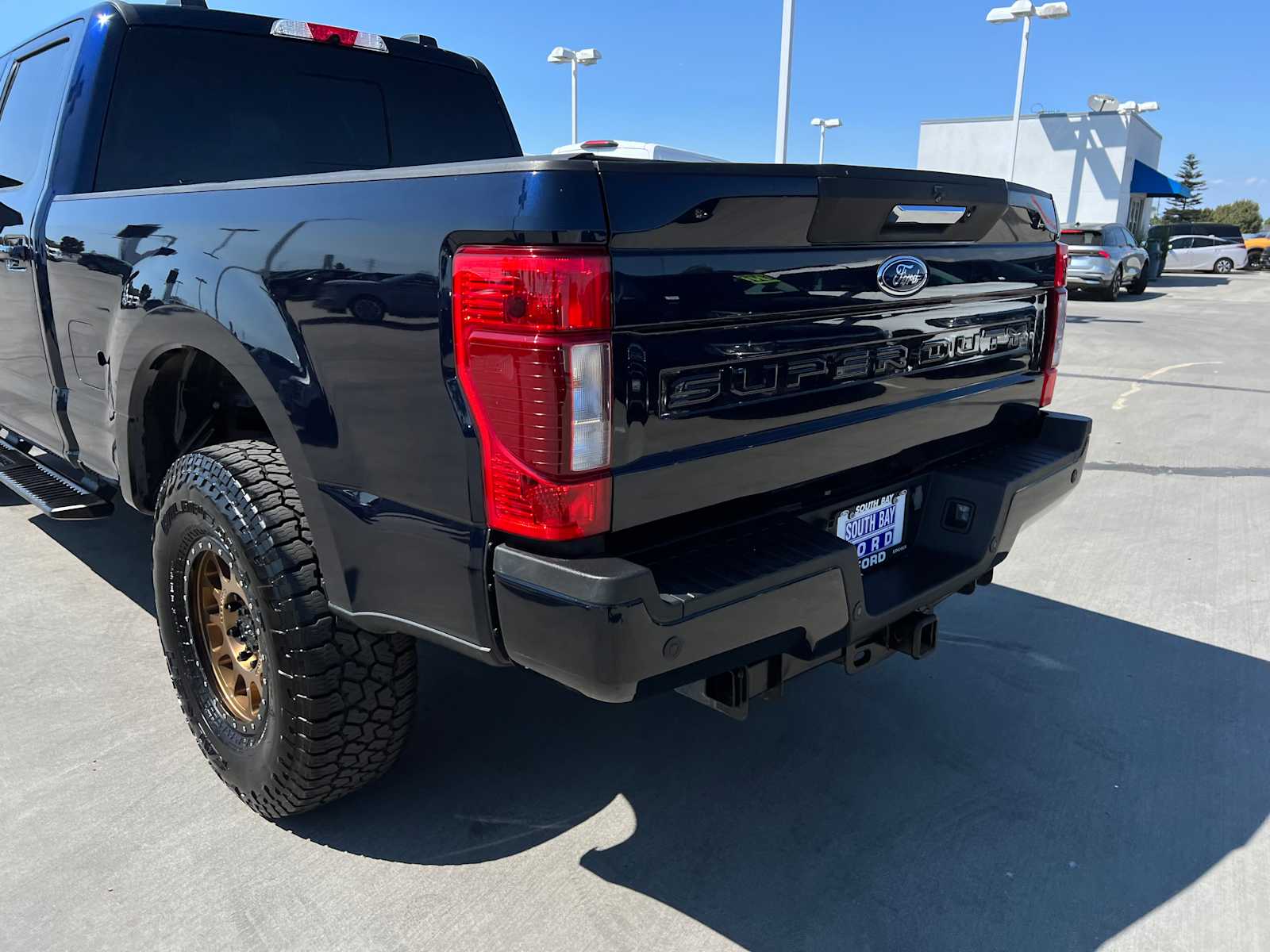 2022 Ford Super Duty F-250 SRW LARIAT
