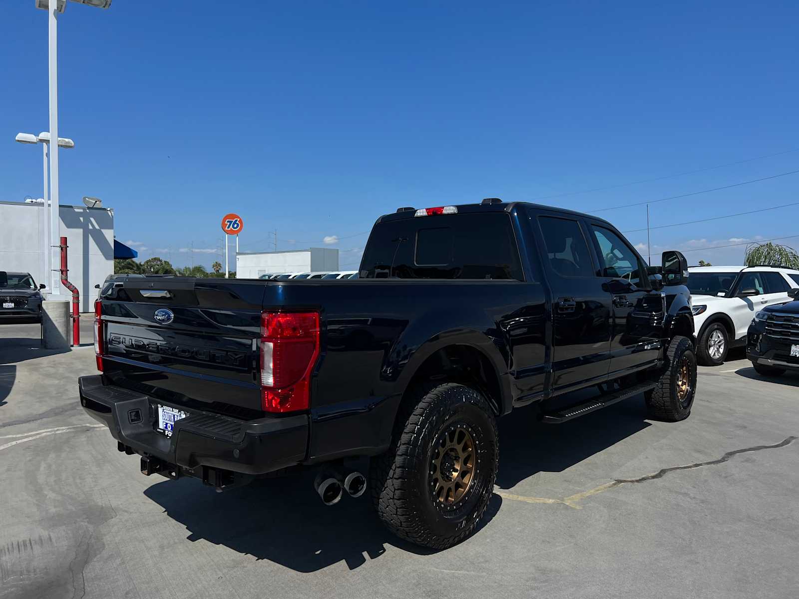 2022 Ford Super Duty F-250 SRW LARIAT