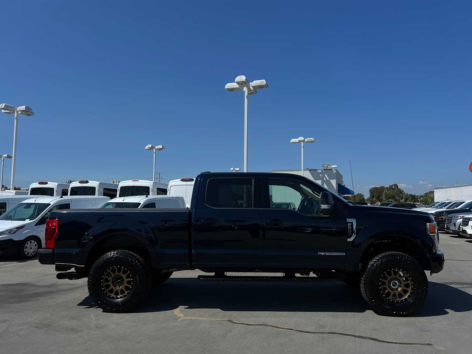 2022 Ford Super Duty F-250 SRW LARIAT