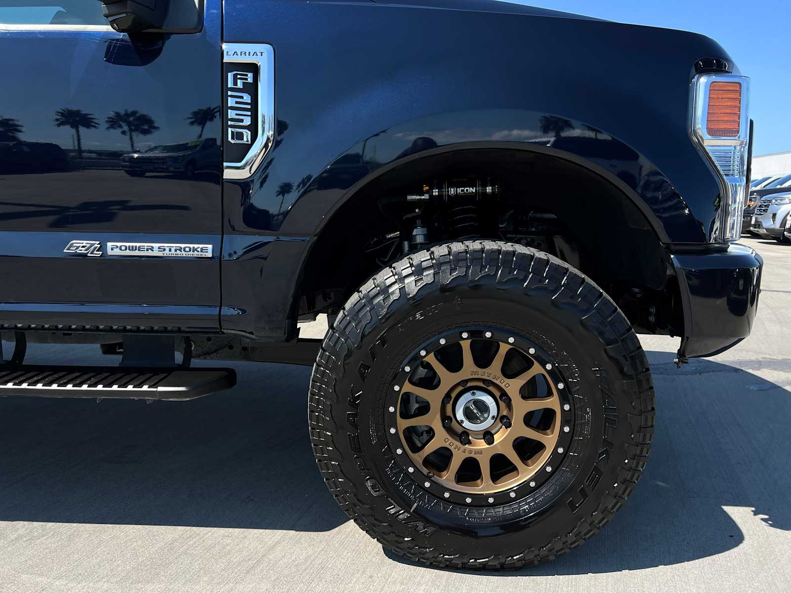 2022 Ford Super Duty F-250 SRW LARIAT