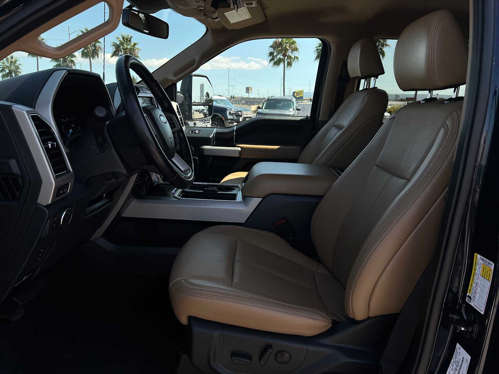2022 Ford Super Duty F-250 SRW LARIAT
