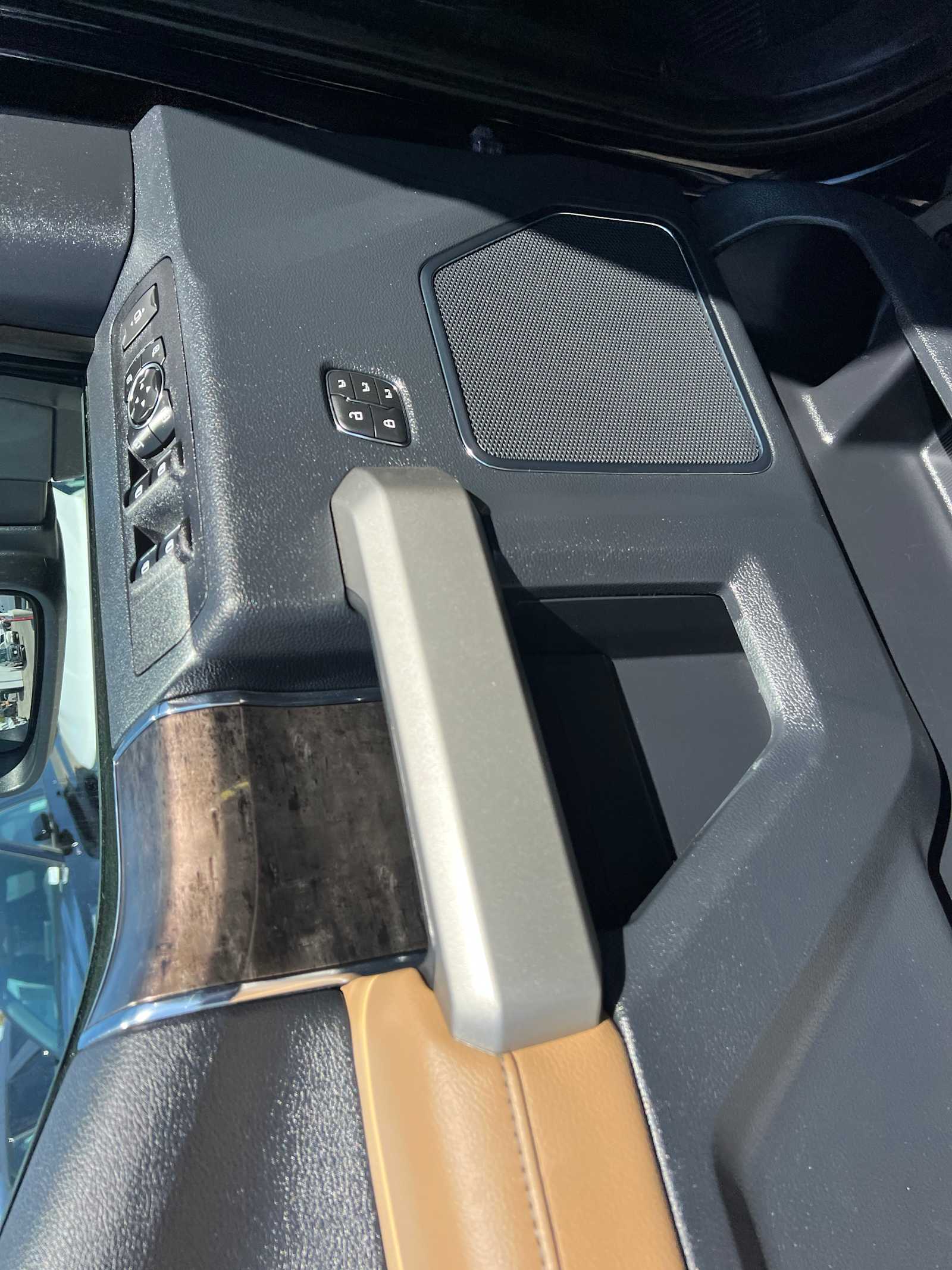 2022 Ford Super Duty F-250 SRW LARIAT