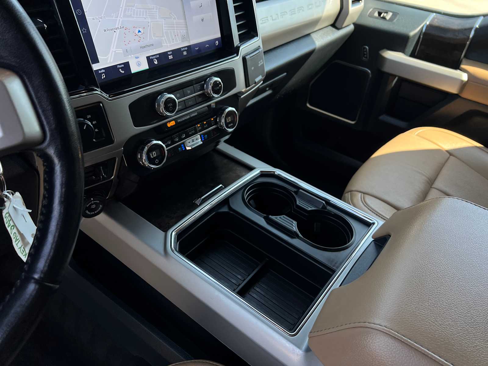2022 Ford Super Duty F-250 SRW LARIAT