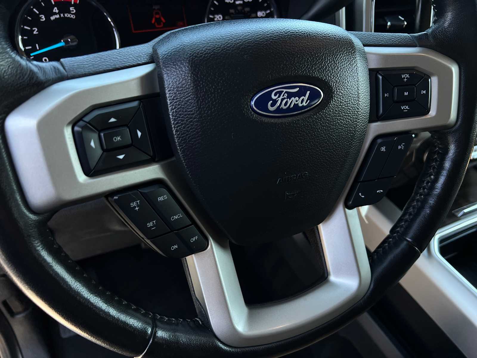 2022 Ford Super Duty F-250 SRW LARIAT