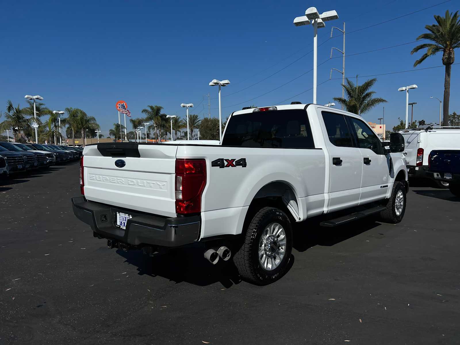 2022 Ford Super Duty F-250 SRW XLT 4WD Crew Cab 6.75 Box