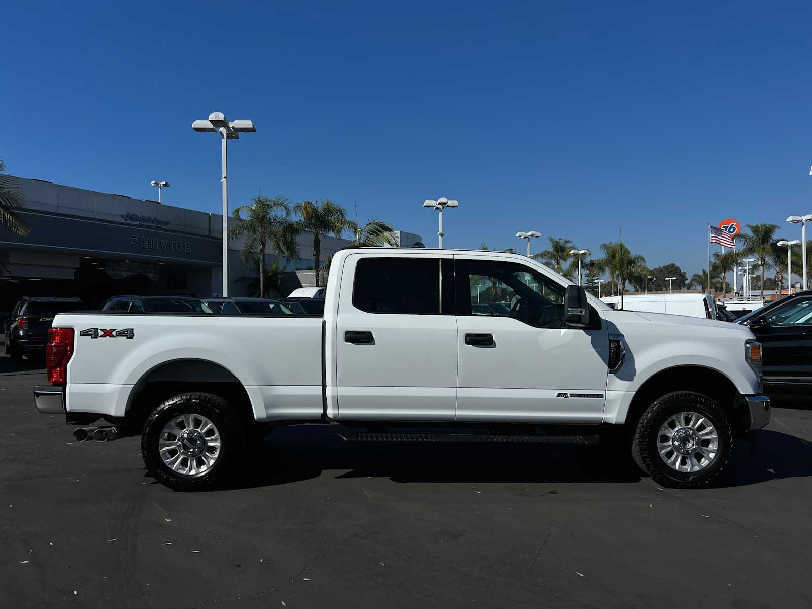 2022 Ford Super Duty F-250 SRW XLT 4WD Crew Cab 6.75 Box