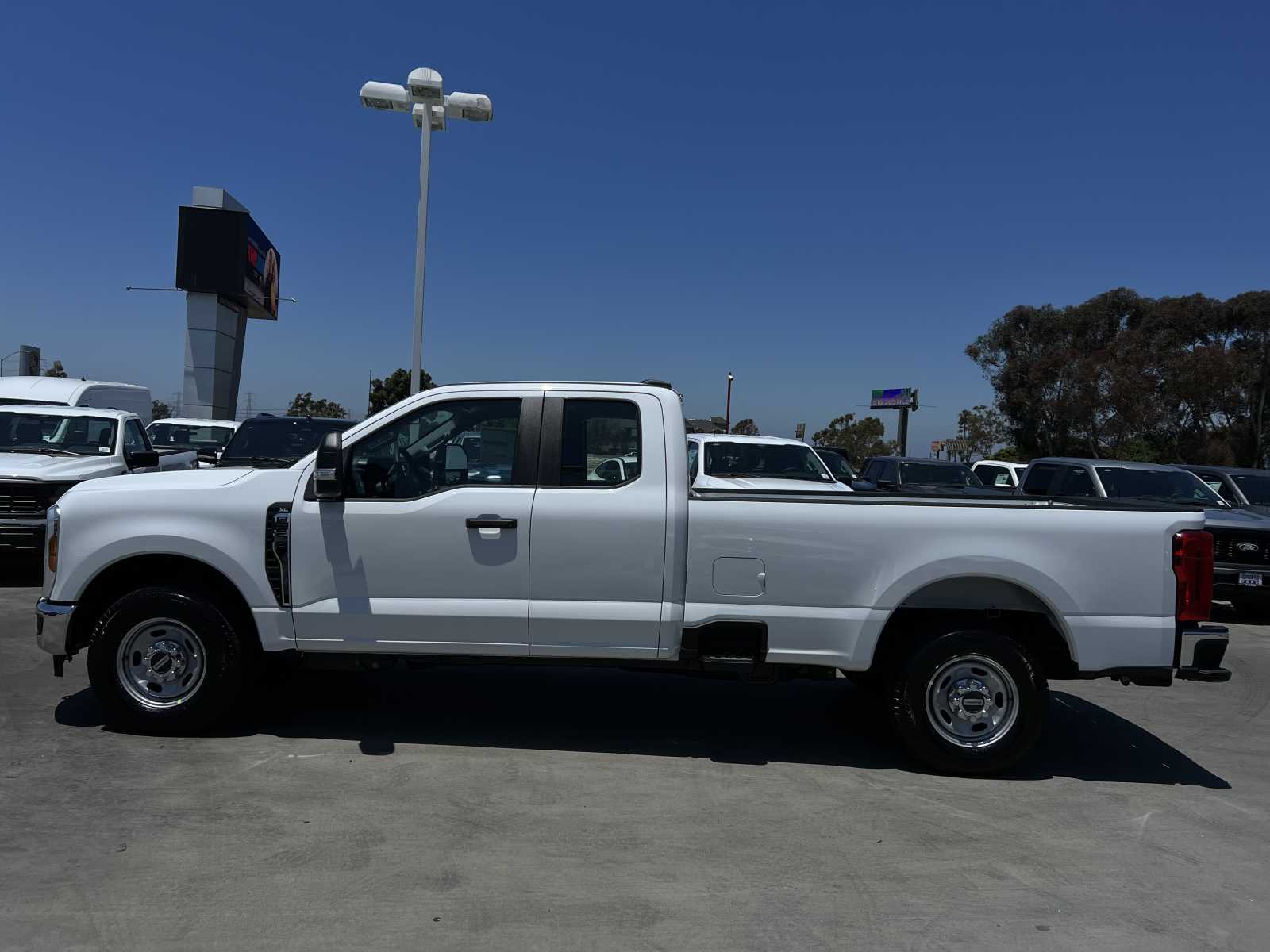 2024 Ford Super Duty F-250 SRW XL