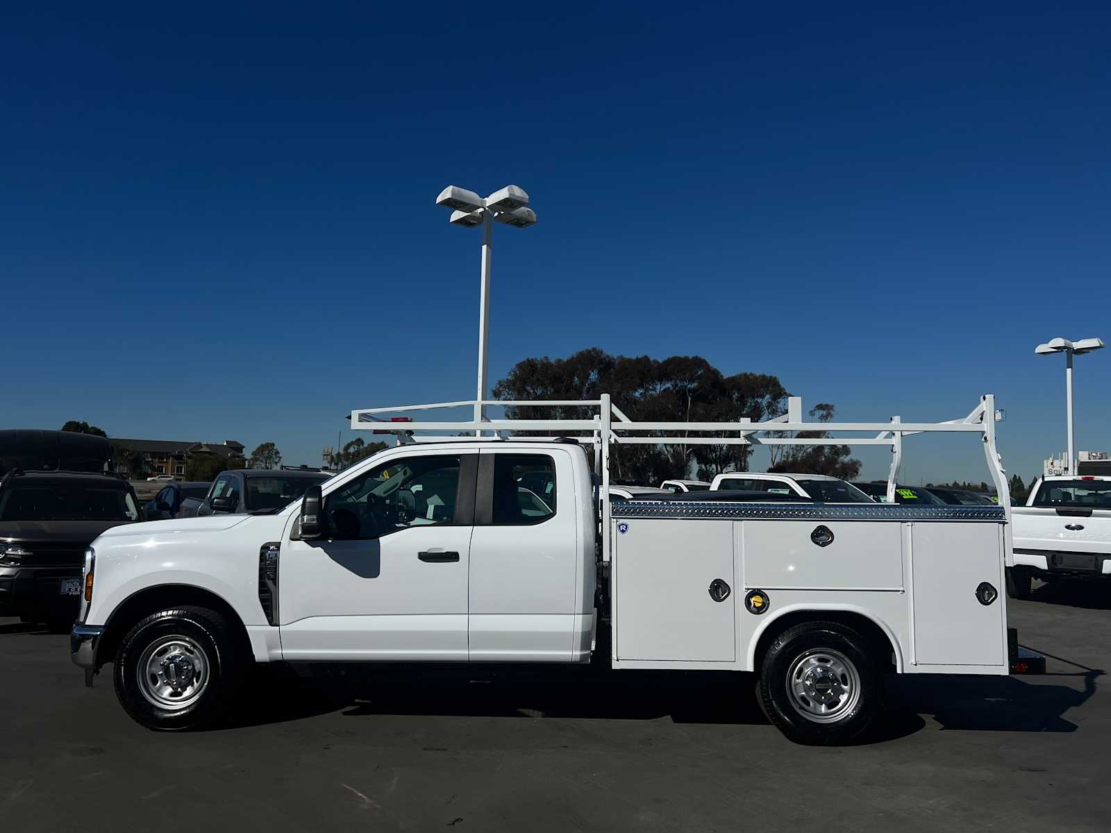 2024 Ford Super Duty F-250 SRW XL