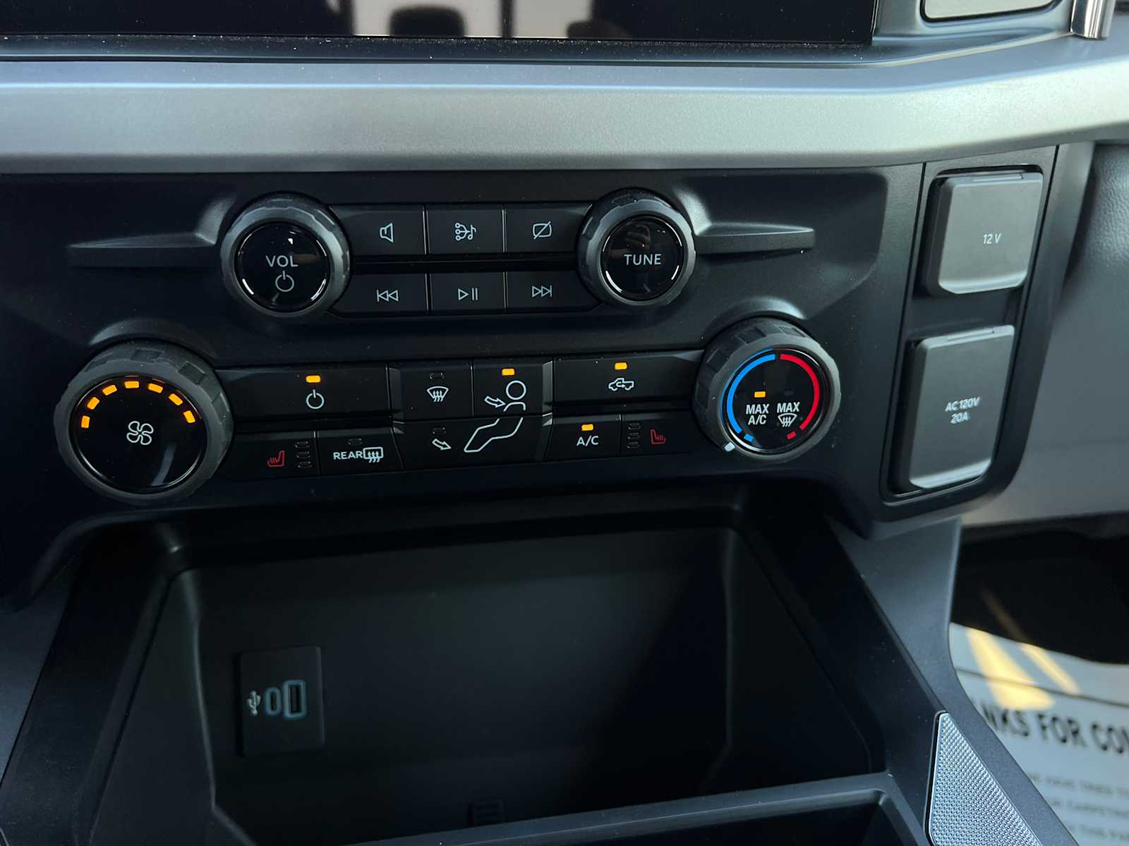 2024 Ford Super Duty F-250 SRW XLT