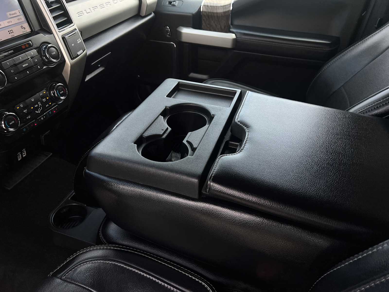 2019 Ford Super Duty F-350 SRW LARIAT