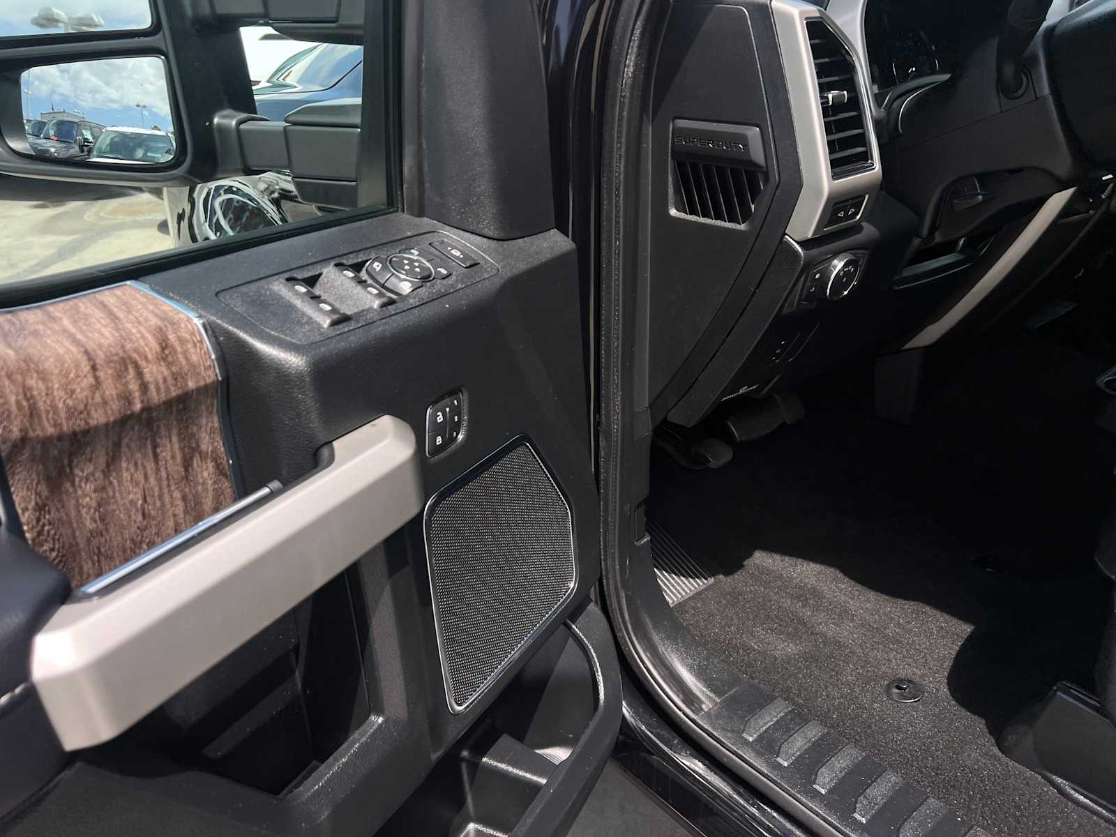 2019 Ford Super Duty F-350 SRW LARIAT