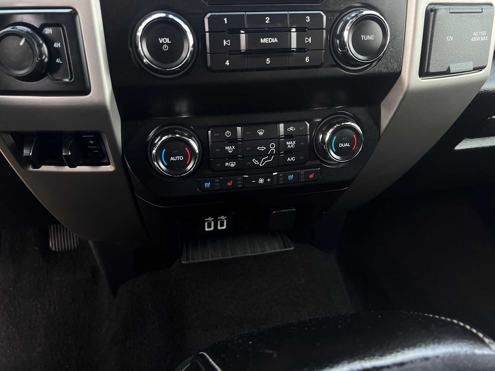 2019 Ford Super Duty F-350 SRW LARIAT