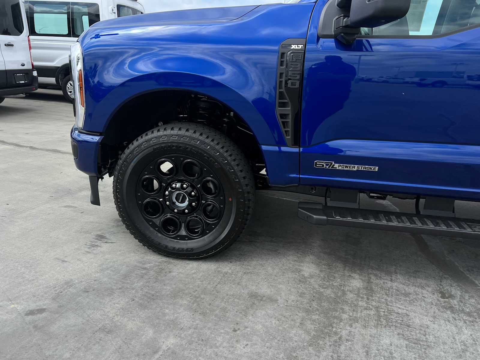 2026 Ford Super Duty F-350 SRW XLT