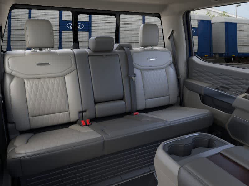 2026 Ford Super Duty F-350 DRW Platinum
