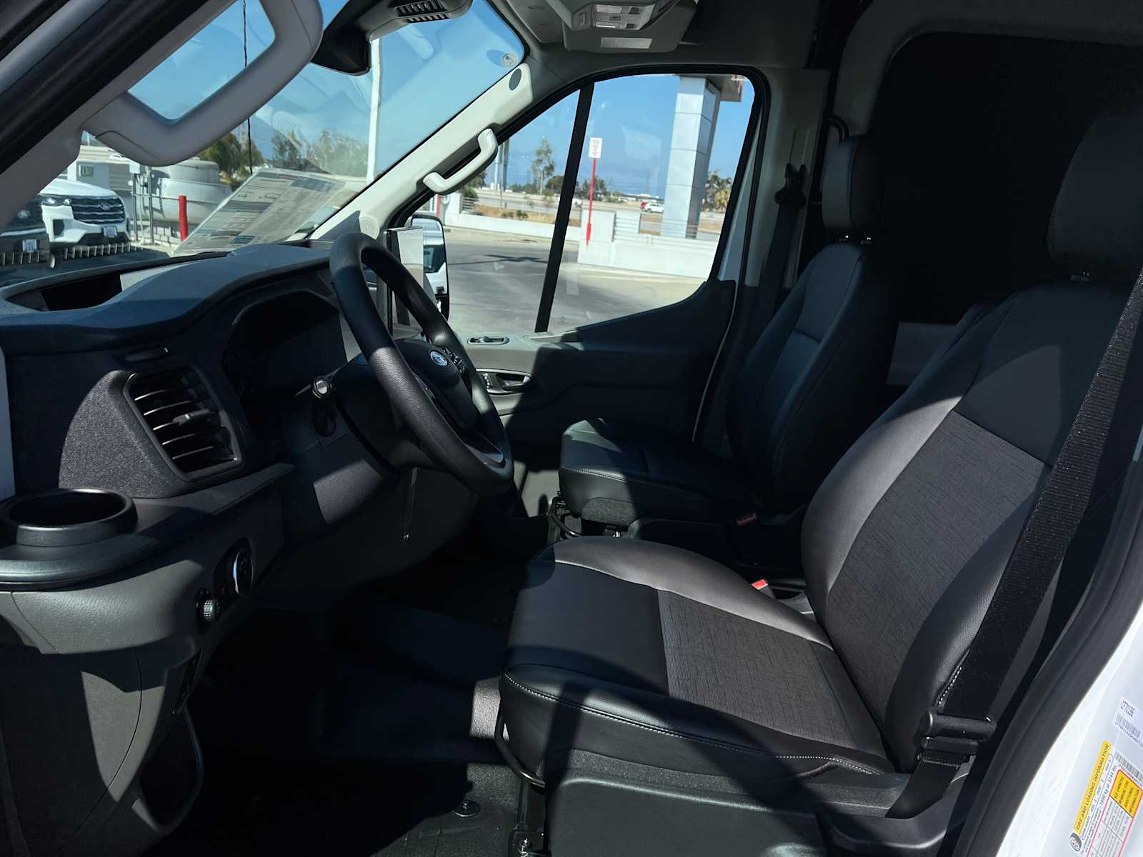 2025 Ford Transit 
