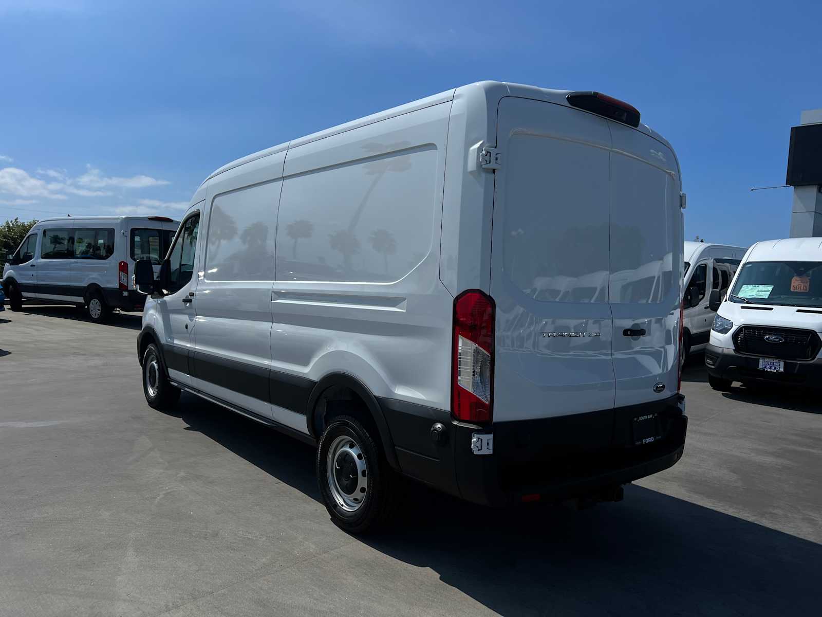 2024 Ford Transit photo 2