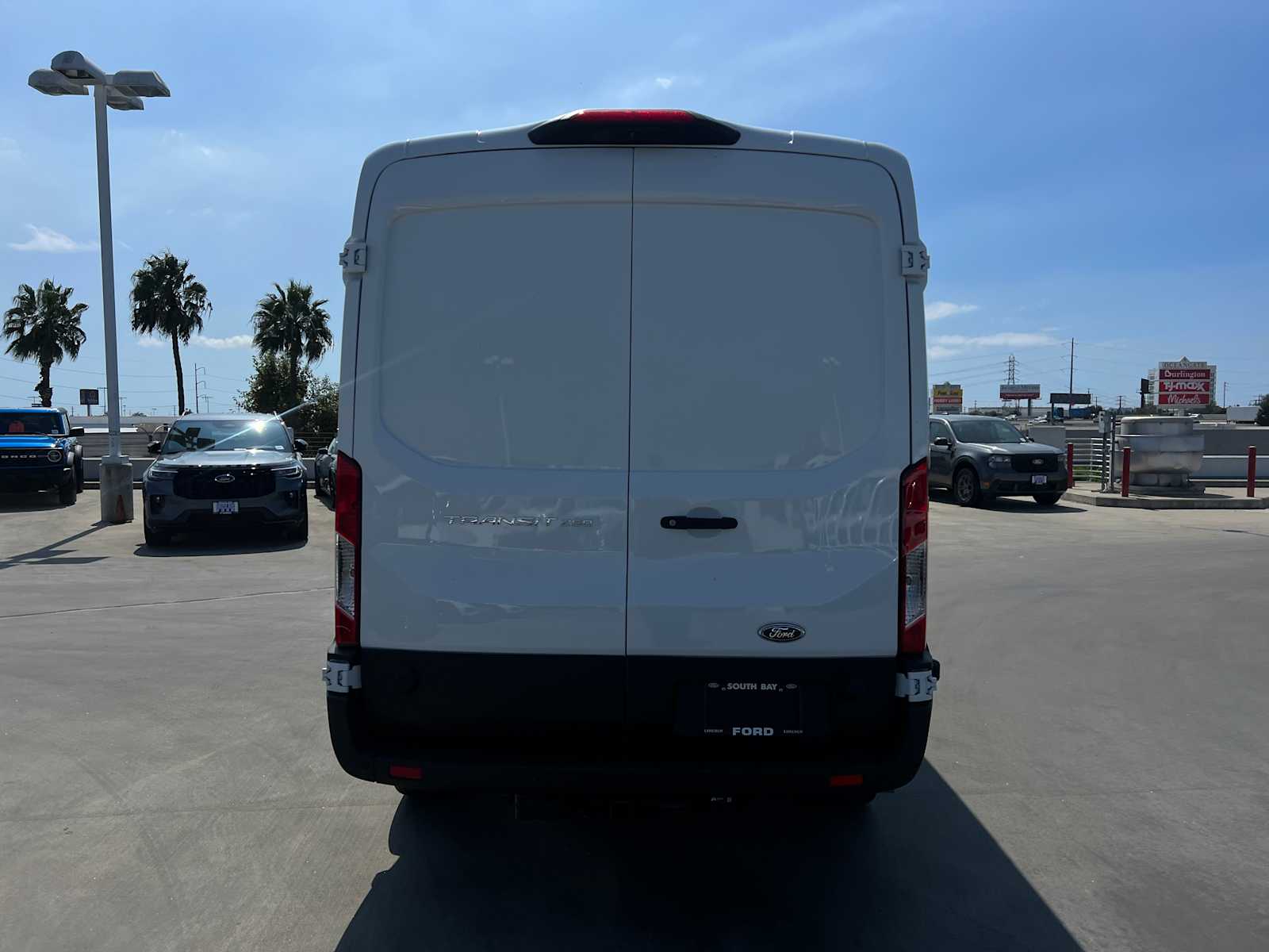 2024 Ford Transit photo 3